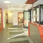 昂热美好假期中庭公寓式酒店 昂热