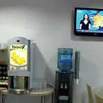 昂热美好假期中庭公寓式酒店 3*