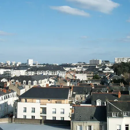 昂热美好假期中庭公寓式酒店 公寓式酒店