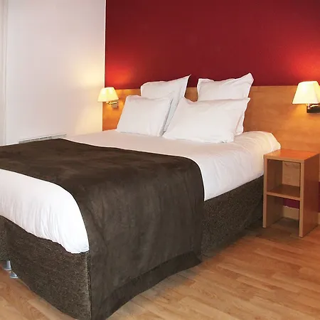 Sejours & Affaires Atrium 3*