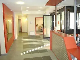 昂热美好假期中庭公寓式酒店 昂热