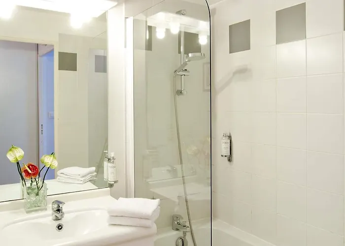 Séjours&affaires Atrium 3*