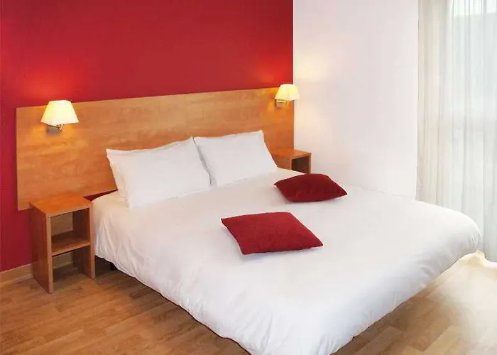 Aparthotel Séjours&affaires Atrium 3*