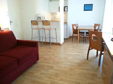 Sejours & Affaires Atrium Ξενοδοχείο με διαμερίσματα Ανζέρ