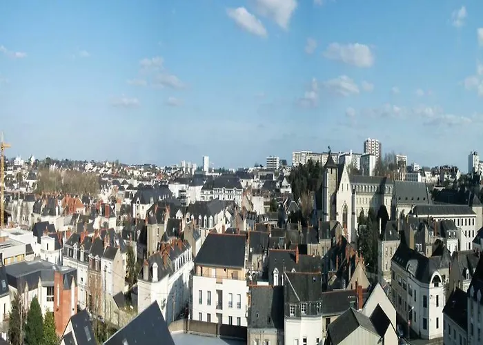 Aparthotel Sejours & Affaires Atrium